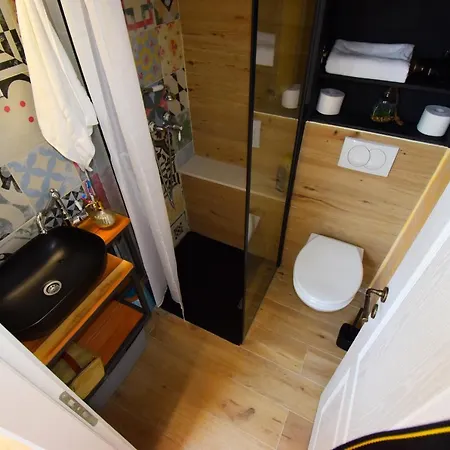 Captains Apartment *